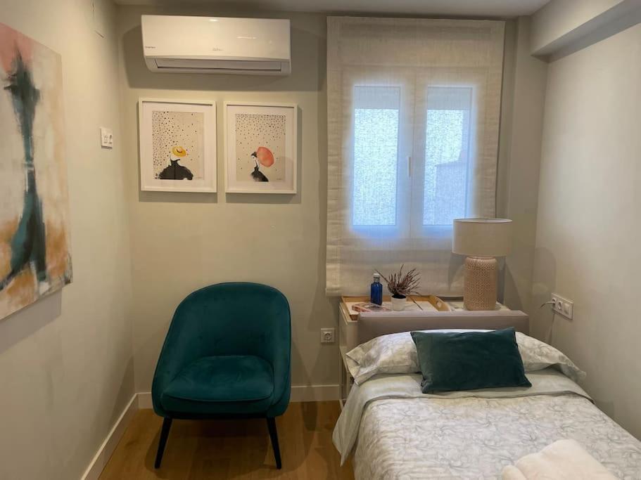 Apartamento Velarde-Maestranza Sevilla Buitenkant foto